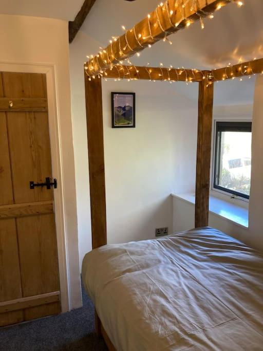 Leven's Rest - 2 Bed Maisonette Apartment *