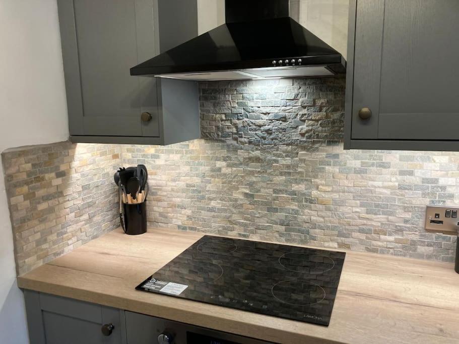Leven's Rest - 2 Bed Maisonette Apartment Backbarrow