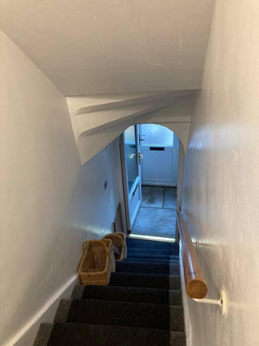 Leven's Rest - 2 Bed Maisonette Backbarrow
